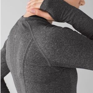 Lululemon Swiftly Tech Long Sleeve Crew Heathered Black Size 10